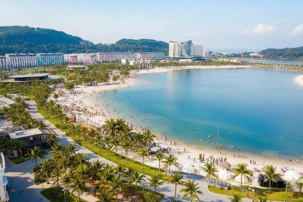 Đồ Sơn Hải Ph&ograve;ng c&oacute; vị tr&iacute; thuận lợi trong du lịch, thu h&uacute;t lượng lớn du kh&aacute;ch nội địa.